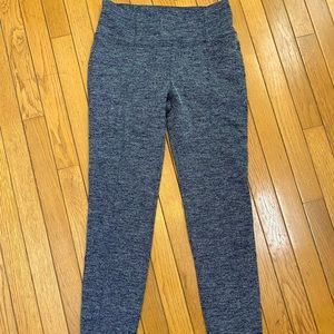 Athleta herringbone 4 pocket leggings size Medium